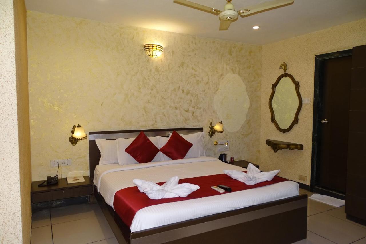 Hotel Sunshine Airport Bombay Eksteriør billede