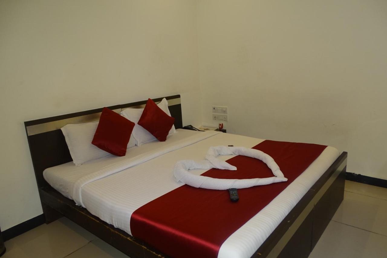 Hotel Sunshine Airport Bombay Eksteriør billede
