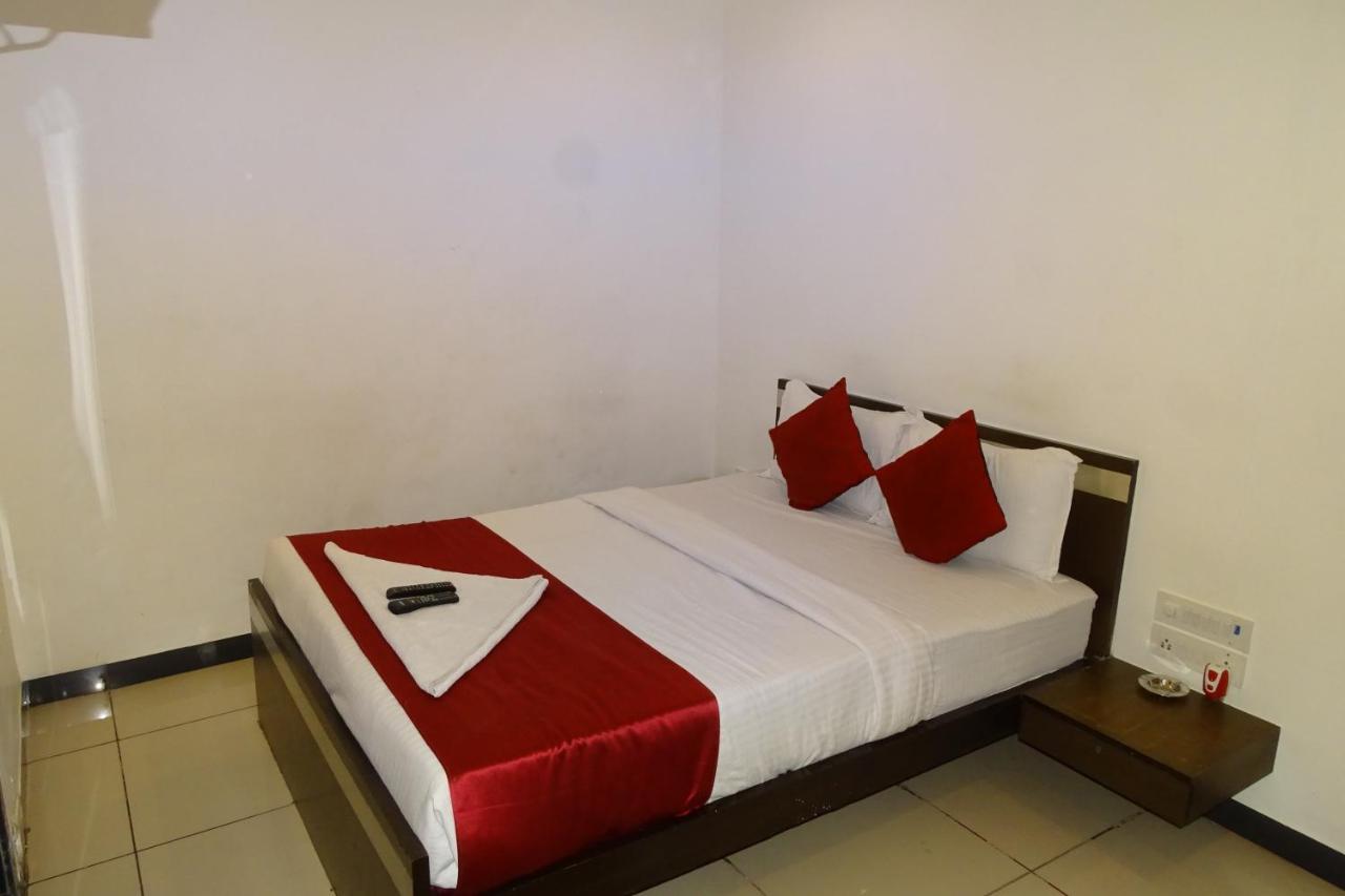 Hotel Sunshine Airport Bombay Eksteriør billede