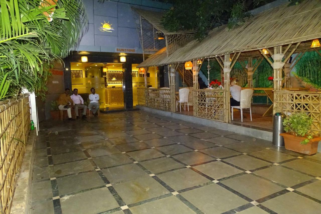 Hotel Sunshine Airport Bombay Eksteriør billede